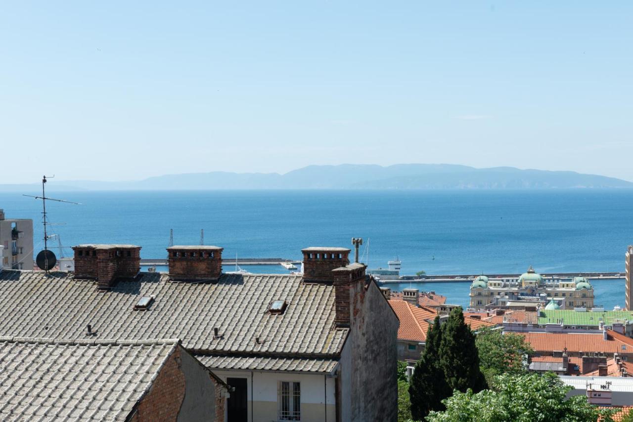 Rea Apartment Rijeka Bagian luar foto